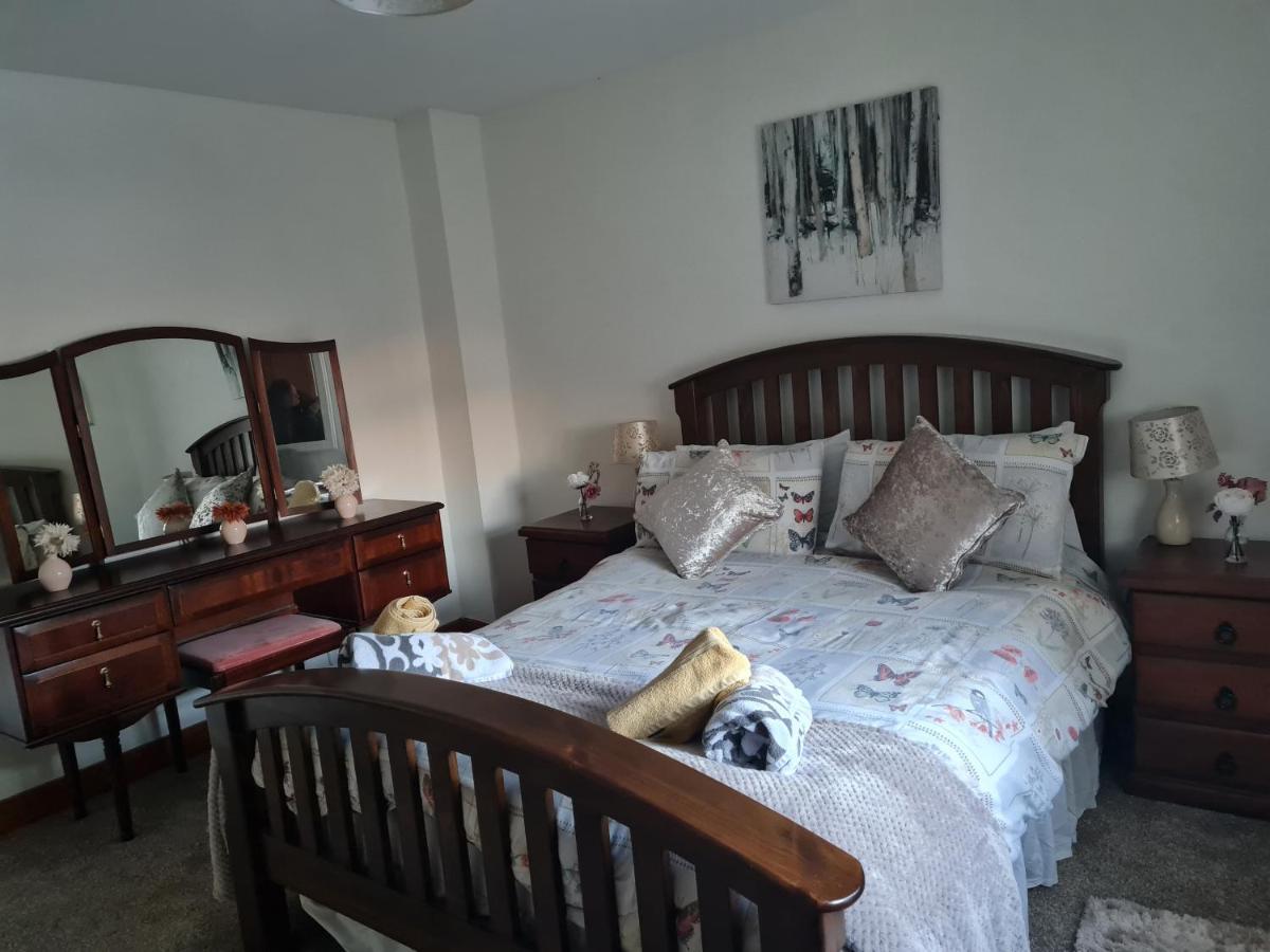 Villa Comfy Quiet Town House Strabane Exterior foto