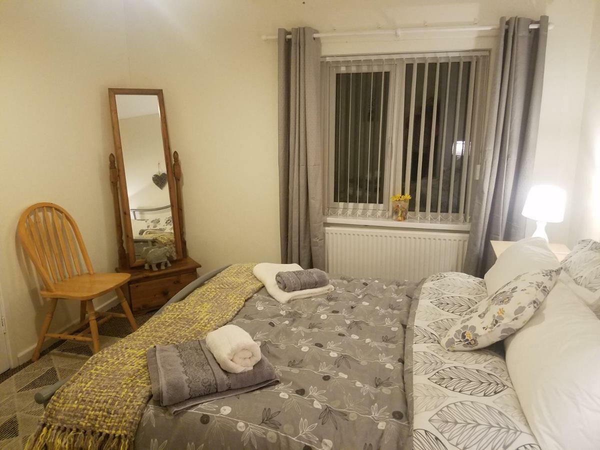 Villa Comfy Quiet Town House Strabane Exterior foto