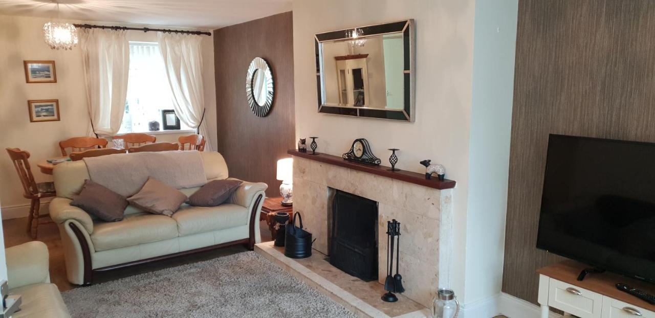 Villa Comfy Quiet Town House Strabane Exterior foto