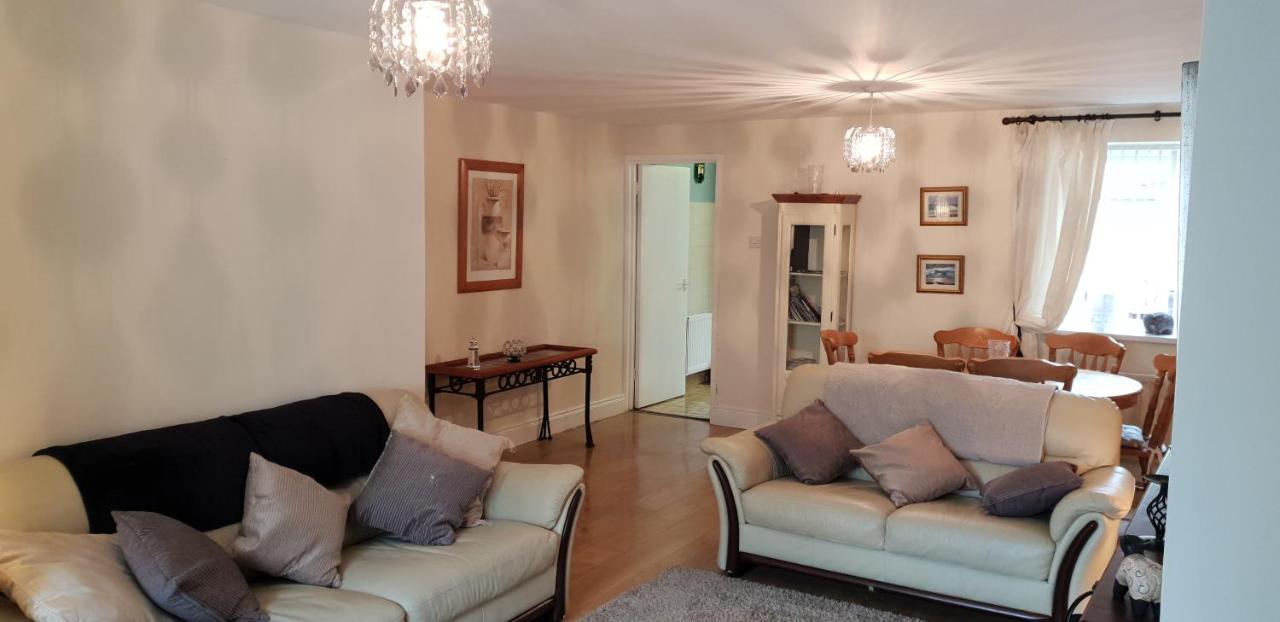 Villa Comfy Quiet Town House Strabane Exterior foto